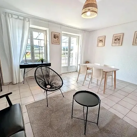 Le Saint-michelet Apartment Goudargues